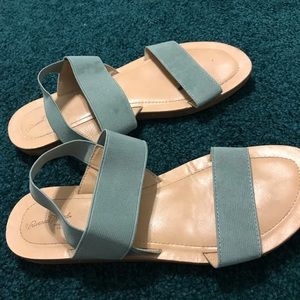 Universal Thread brand strap sandals